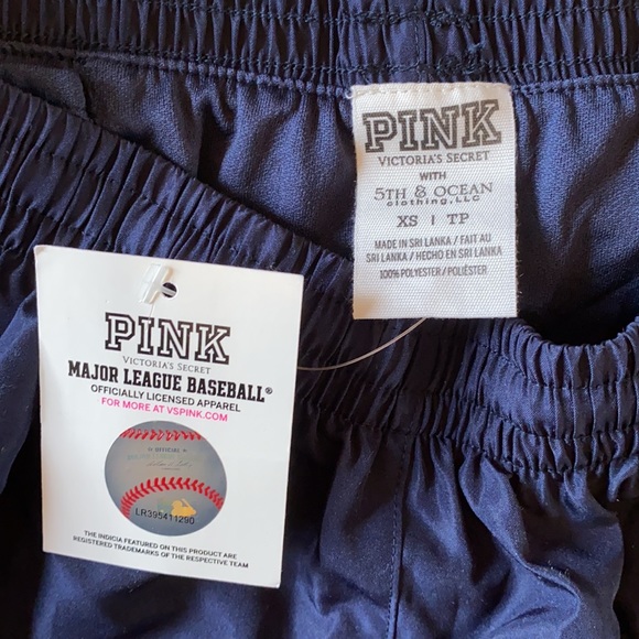 NWT Victoria’s Secret Pink Detroit Shorts size XS - Picture 3 of 3